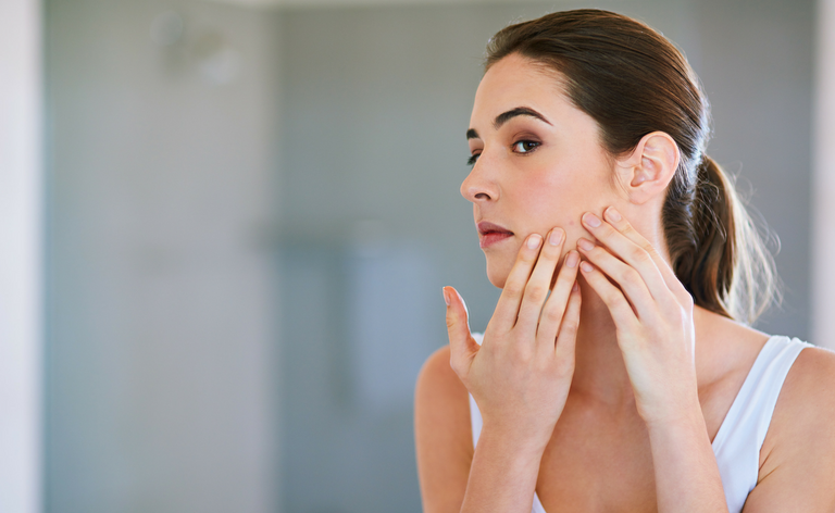 how to treat acne scars in manchester